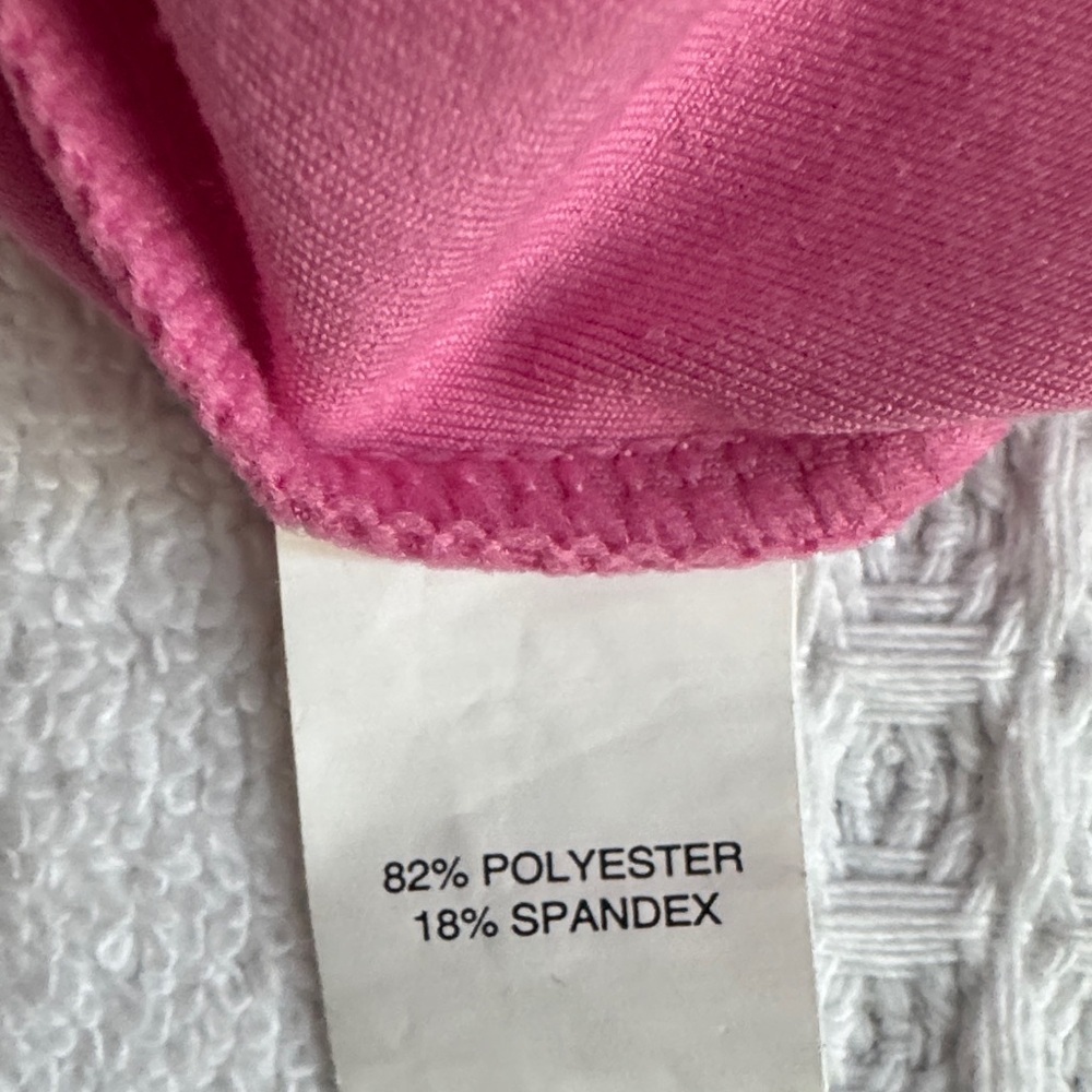 Chic Pink Women's Sports Bra - Picture 7 of 7